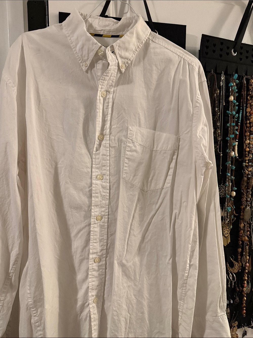 Club Room Men's White Linen Button-Down Casual Shirt with Chest Pocket